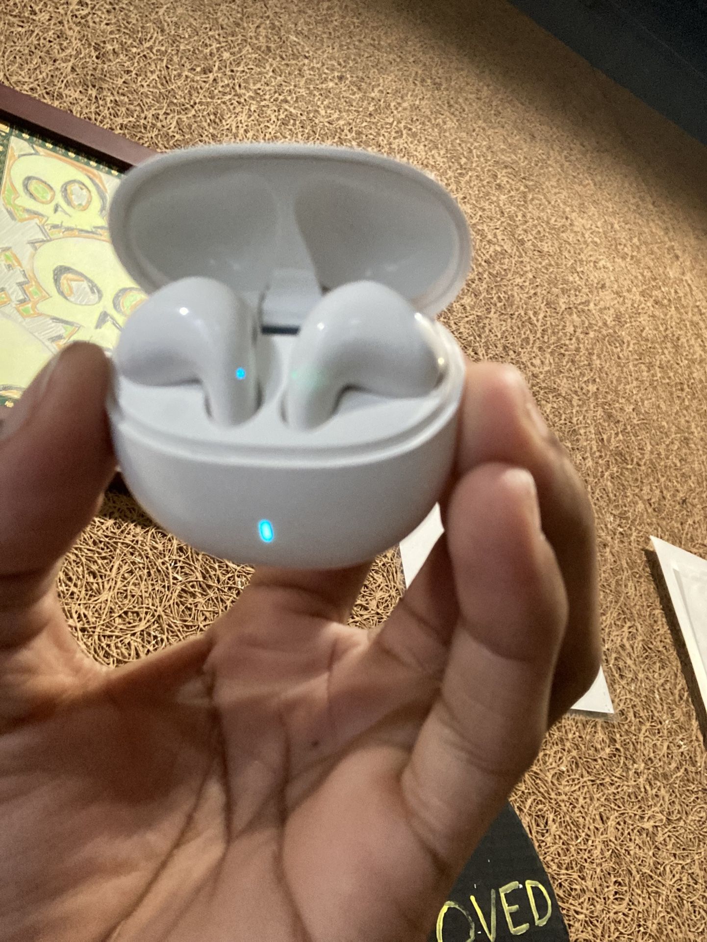 AirPods