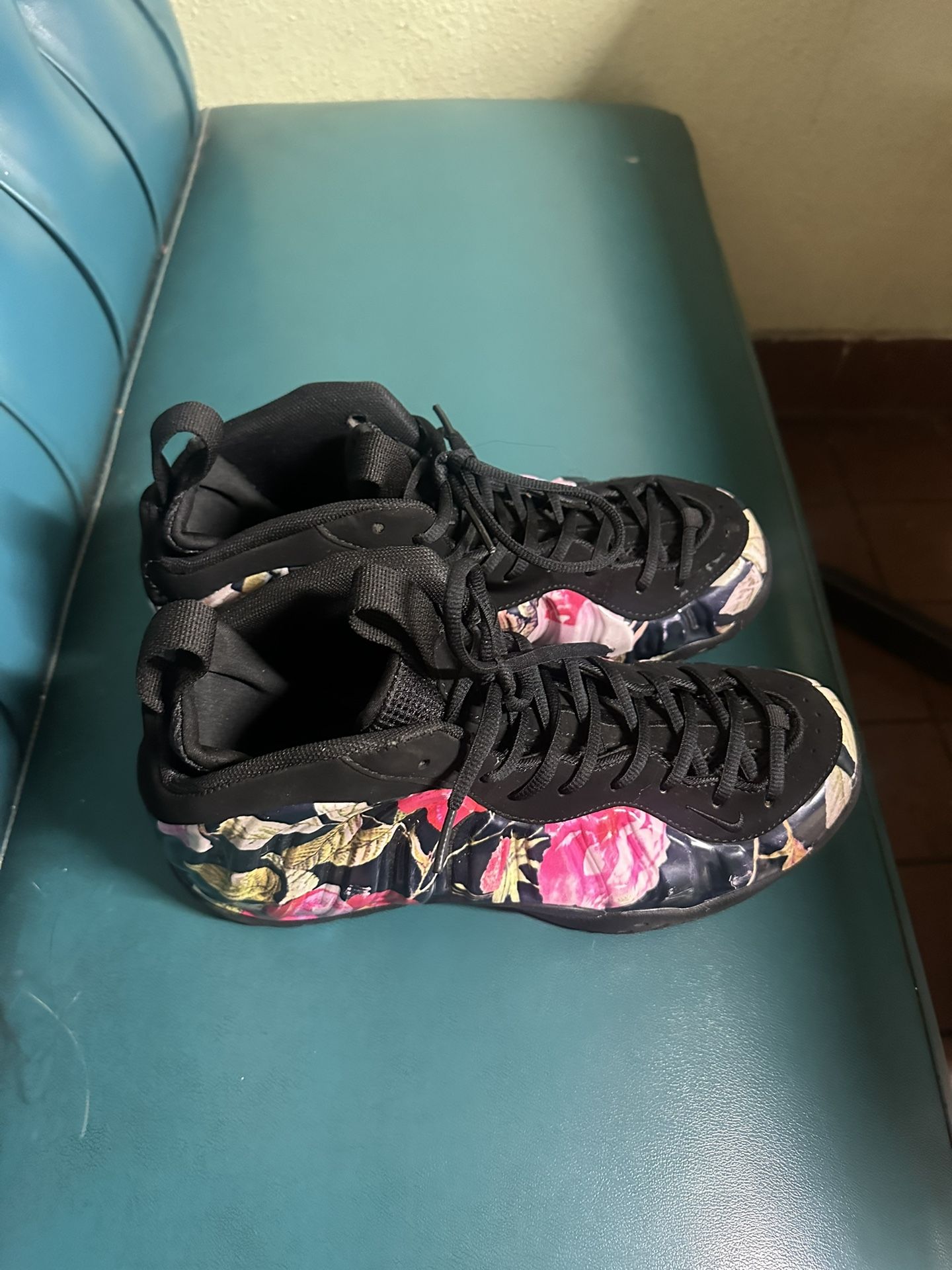 Nike air foamposite floral hot sale