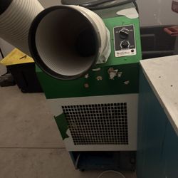 Portable 2 Ton Ac And A Portable 1 1/2 Tun Ac