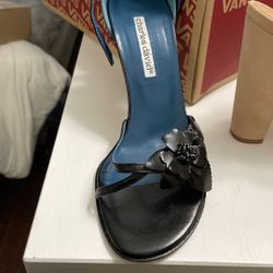 Charles David black leather heel