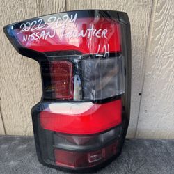 2022 2023 2024 NISSAN FRONTIER LEFT SIDE TAIL LIGHT OEM USED 