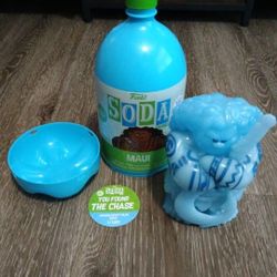 Funko Soda 3 L Maui Translucent Blue Chase