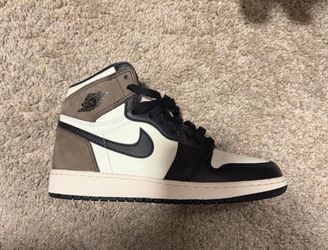 Jordan 1 mocha
