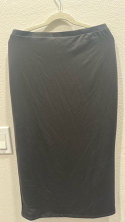 Black Midi Pencil Skirt