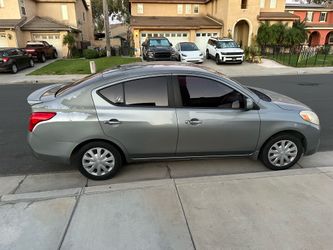 Nissan Versa 2013
