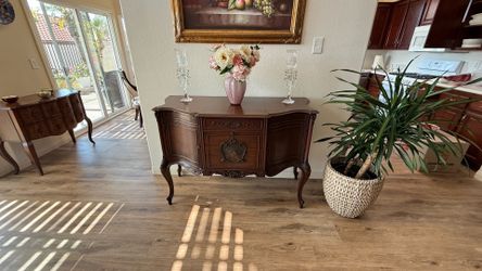 Antique buffet table