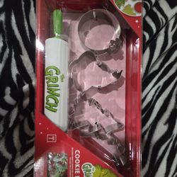The Grinch Cookie Cutter Kit $5