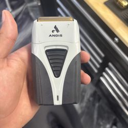 Andis