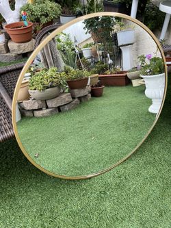 29.5 Inch Round Mirror