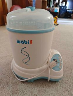 Baby bottle sterilizer