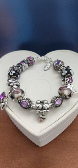 Pandora Charm Bracelet With Unbranded European Beads 