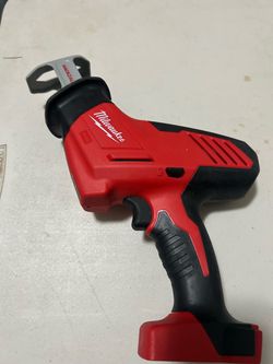 Milwaukee hacksaw