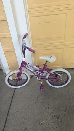 Girls bike