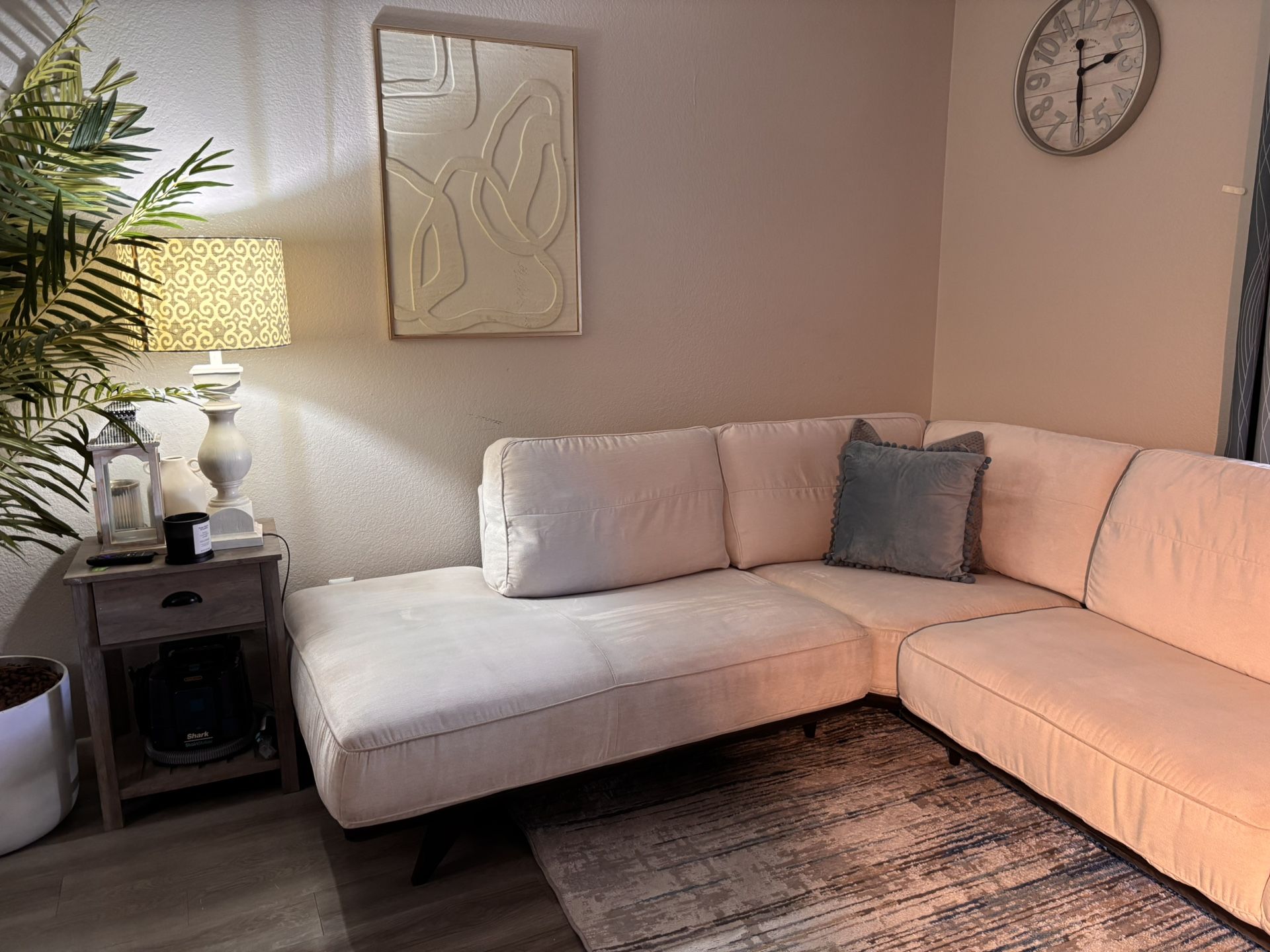 NATUZZI SECTIONAL COUCH 