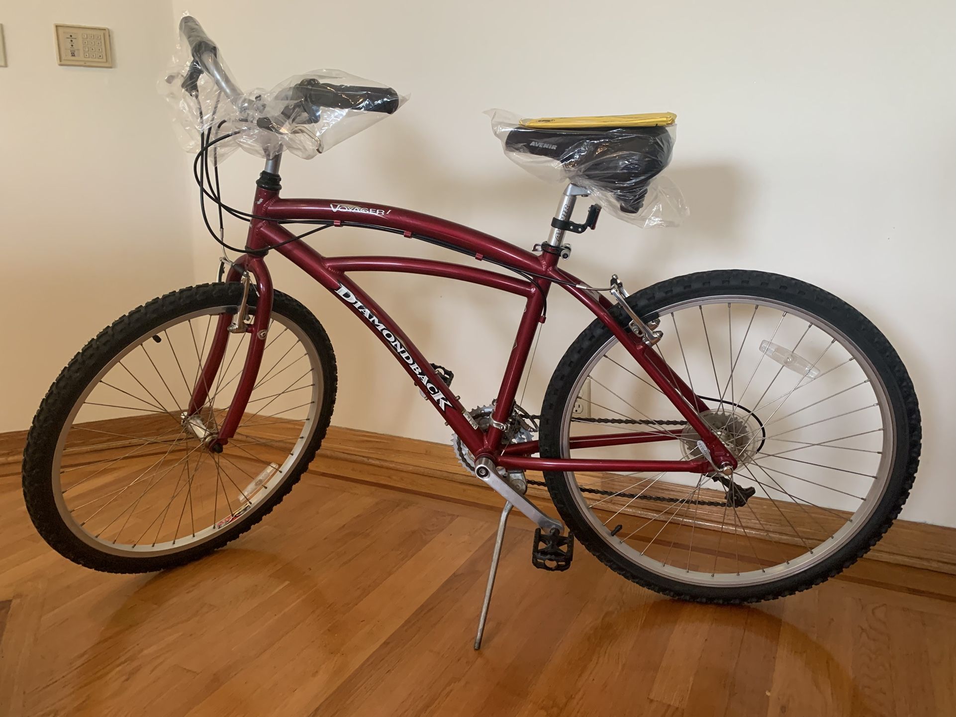 Diamondback Voyager I Cruiser Bicycle ‘Time Capsule’ Like-New.