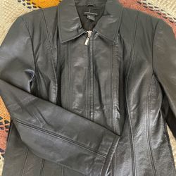 Vintage Women’s Leather Jacket 