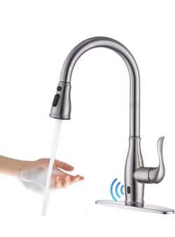 Clovis Pull Down Touchless Single Handle Kitchen Faucet in Brushed Nickel