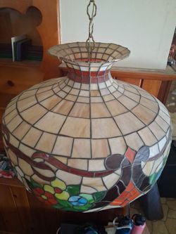 Tiffany hanging lamp