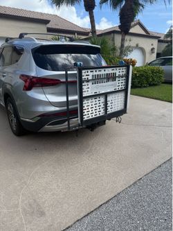 Wheelchair lift