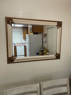 Walla Mirror
