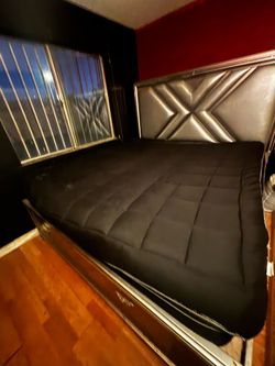 King size bed