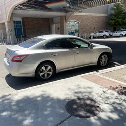 2010 Nissan Maxima