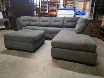 Modern Gray Fabric L Shaped Sectional Couch with Ottoman
