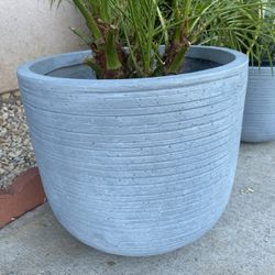 Brand New Ceramic Pot 