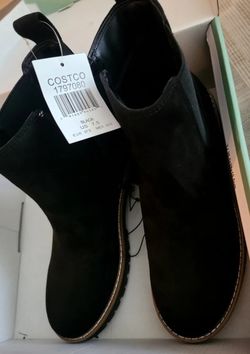 Kensie Women's Chelsea Suede Boots NEW