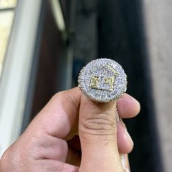 10kt TRAP Diamond Ring