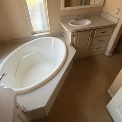 Free Bathroom Vanities 