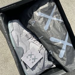 Air Jordan 4 Retro Kaws