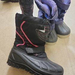 snow boots size 2