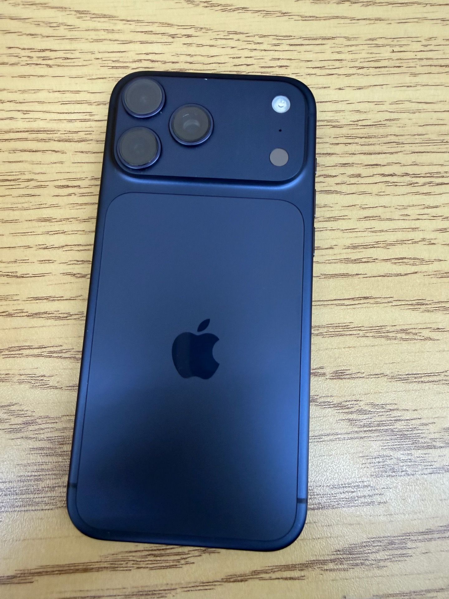 iPhone 17 Pro Max 256GB AT&T (Blue)
