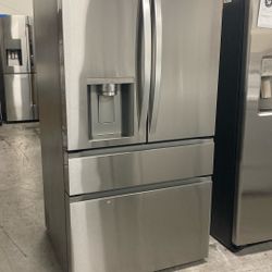 French Door Refrigerator 