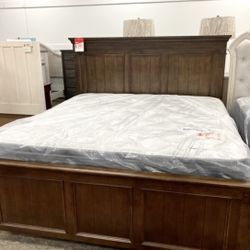 New King Bed — CLEARANCE 