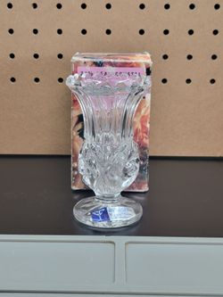 Fairfield Collector's Crystal Galleries 24% Lead Crystal Pedestal Vase