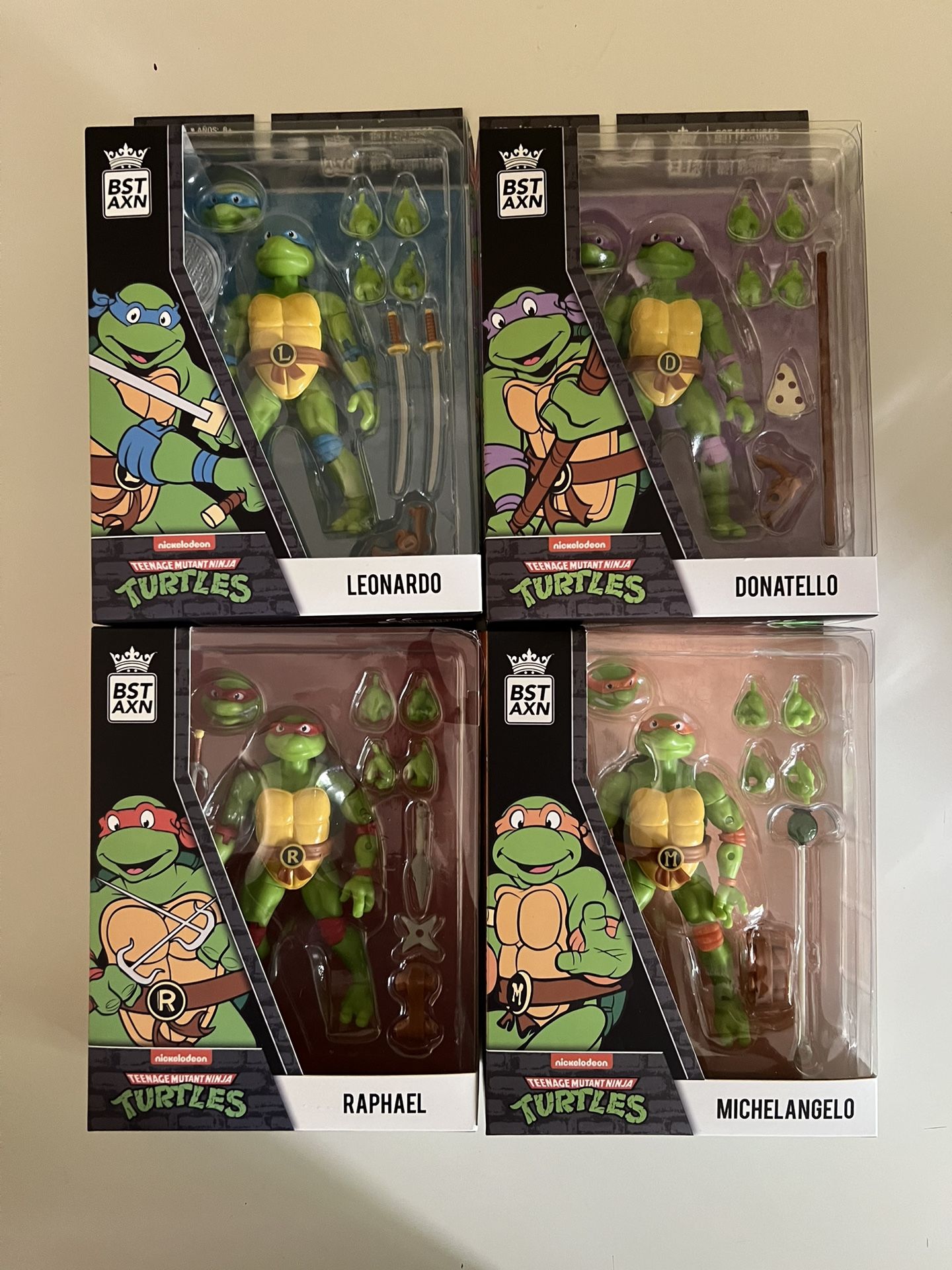 4 Ninja Turtles Action Figures