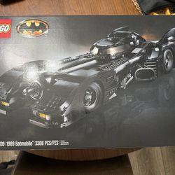 LEGO 76139 1989 Batmobile – Discontinued Set