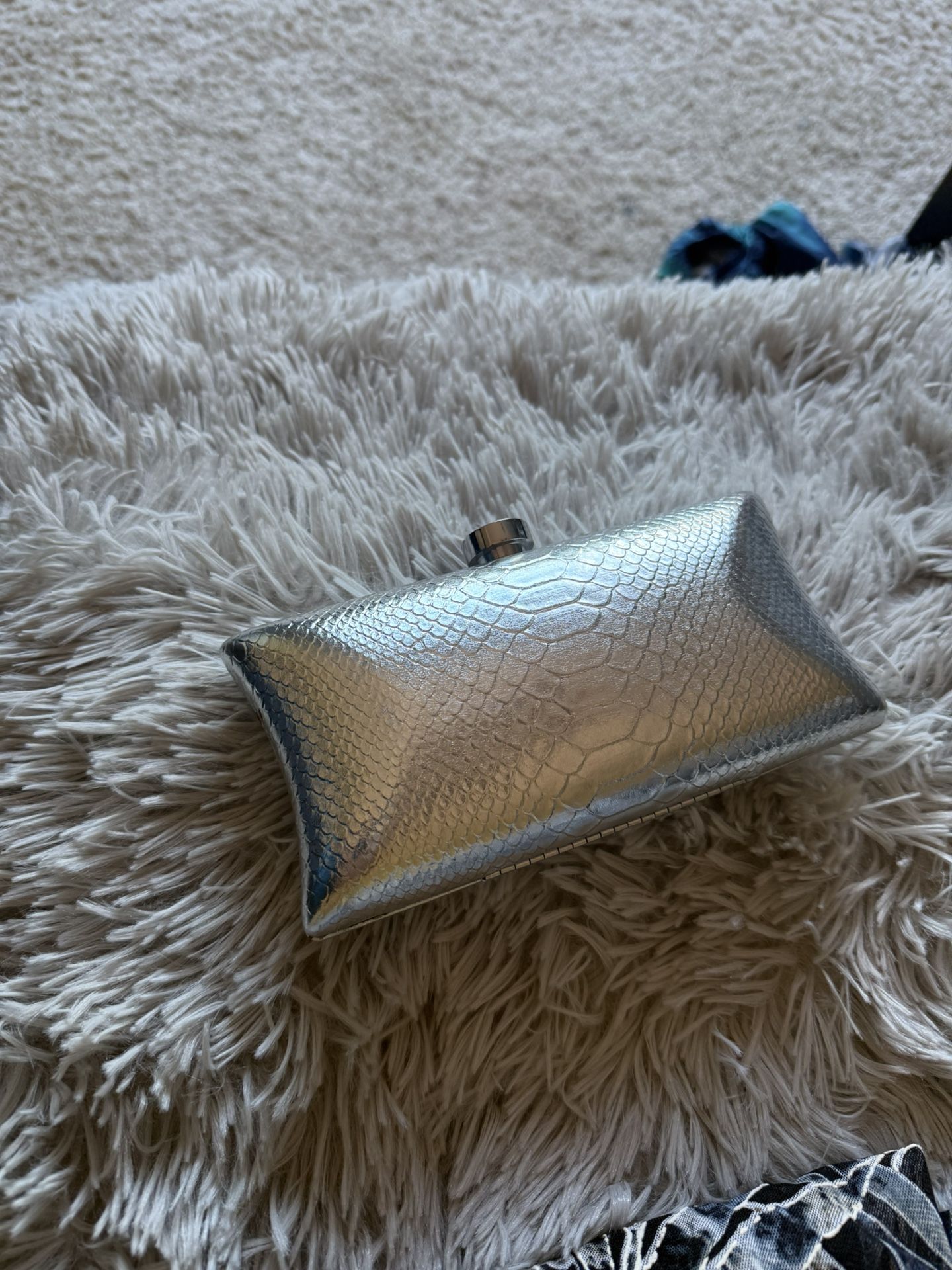 Beautiful Silver Night Dress Purse π In Perfect Condition Used Only Once For A Weeding