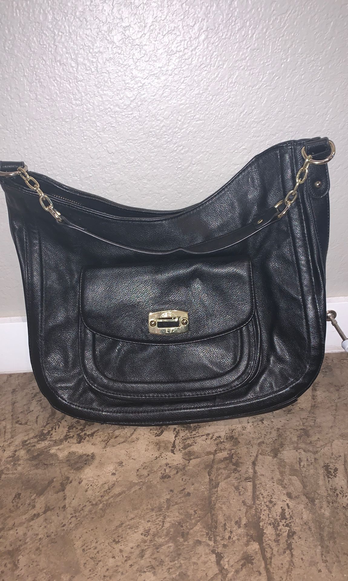 Leather black Merona purse