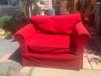 Free love seat