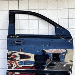 2021 -2023 GMC Yukon Yukon XL Tahoe RIGHT FRONT RH Door SHELL OEM USED #5765