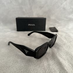 Prada Sunglasses Black