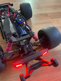 Traxxas hoss 4x4