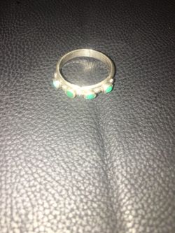 🦅Silver ring with 💎beautiful stones ⛓