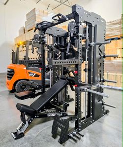 NEW SQUAT RACK SMITH MACHINE SQUAT RACK - FREE DELIVERY