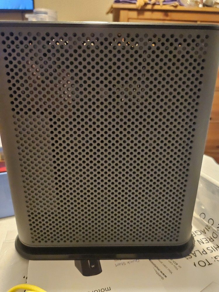 Motorola MG7540 Cable Modem and WiFi Router