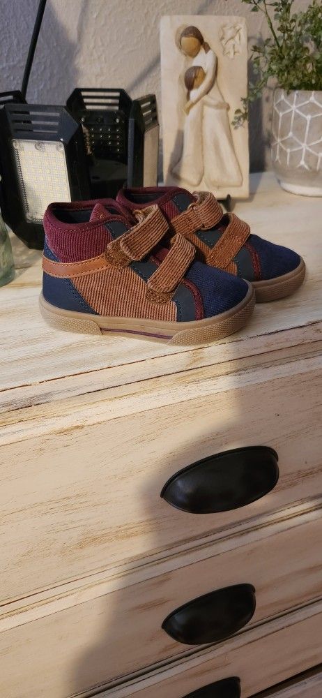 Carters Boots Navy Maroon And Tan