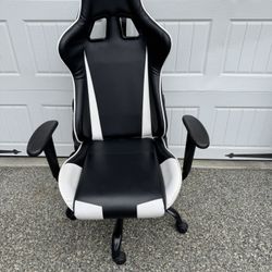 Gamer chair
